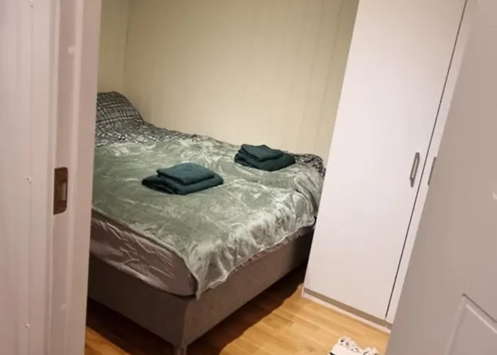 Leilighet With Own Bedroom *
