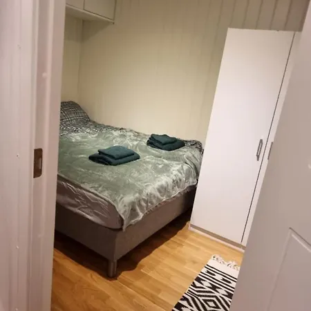 公寓 With Own Bedroom *
